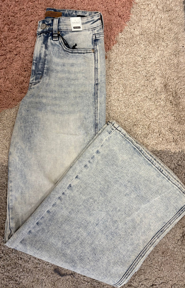 Light Wash Judy Blue Jean