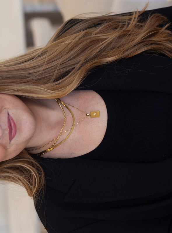 SCARLETT NECKLACE